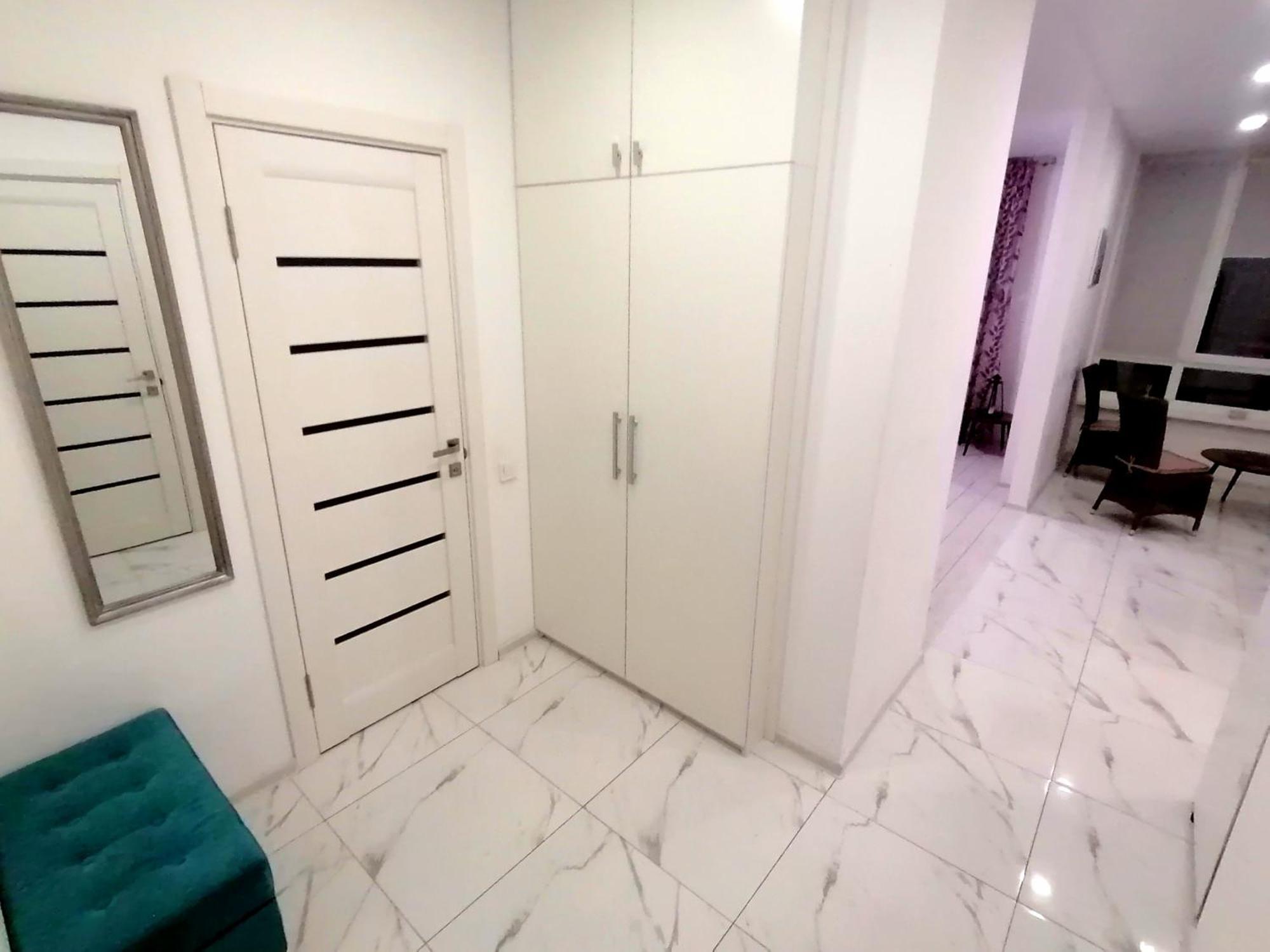 Ferienwohnung Новобудова Сам Центр Жк "Семицвіт" Lemberg Exterior foto